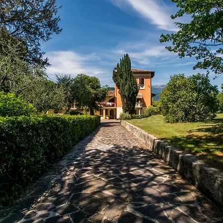 Apartment Cascina La Scala Saló
